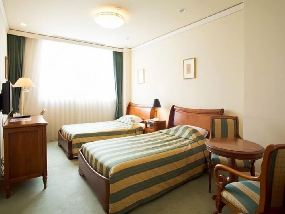 デラックス ツインルーム | ホテル マリターレ 創世 久留米