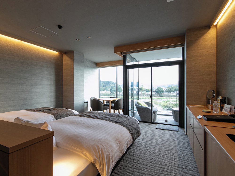 温泉付スイート和洋室 TSUBAKI 禁煙 客室2 | 人吉温泉 鍋屋