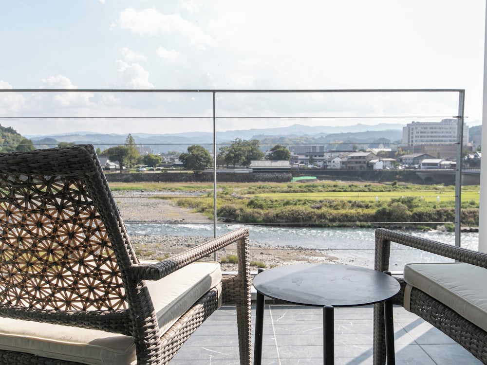 温泉付セミスイート和洋室 KAWASEMI 禁煙 客室1 | 人吉温泉 鍋屋