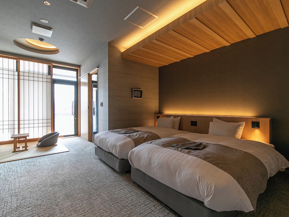 温泉付セミスイート和洋室 SEKIREI 禁煙 客室3 | 人吉温泉 鍋屋
