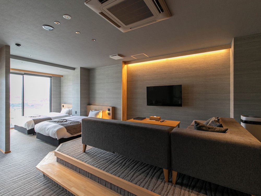 温泉付スイート和洋室 UME 禁煙 客室6 | 人吉温泉 鍋屋