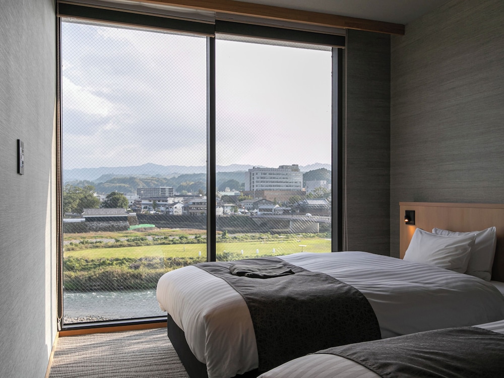 温泉付スイート和洋室 UME 禁煙 客室4 | 人吉温泉 鍋屋