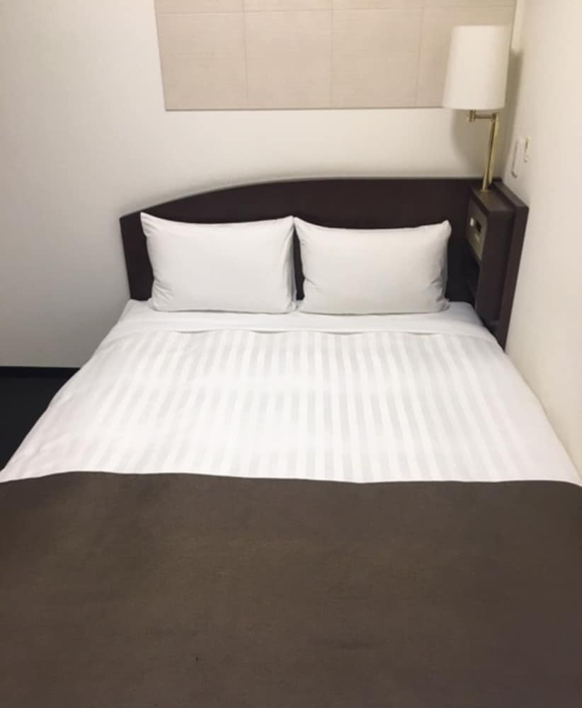 ダブルルーム 喫煙可 | アーバンホテル東京 府中西口