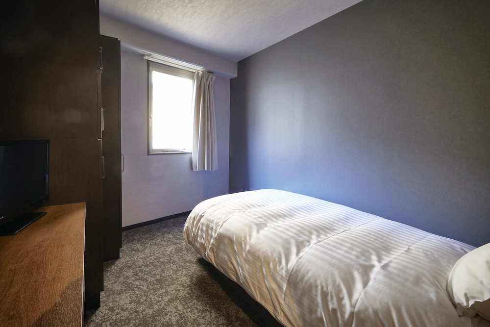 セミダブルルーム 喫煙可 客室4 | 3S HOTEL ATSUGI