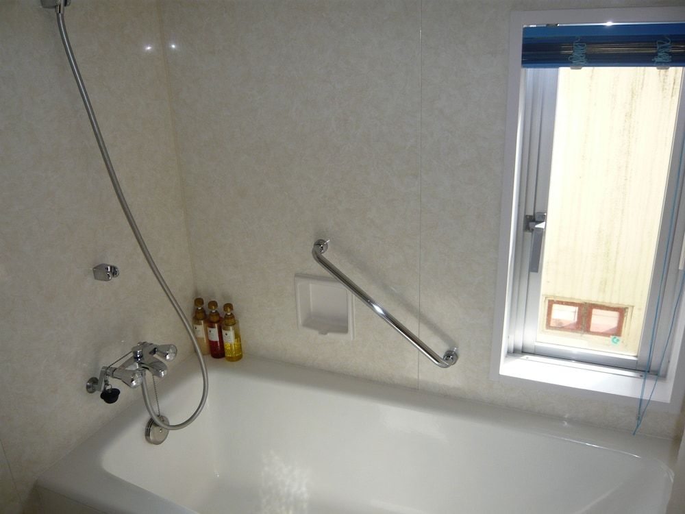 ヴィラ オーシャンフロント バスルーム0 | エコヴィレッジ西表