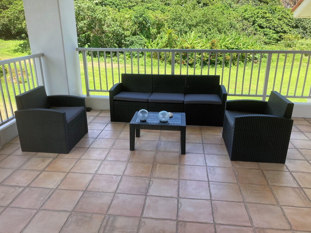 フロント1 | エコヴィレッジ西表