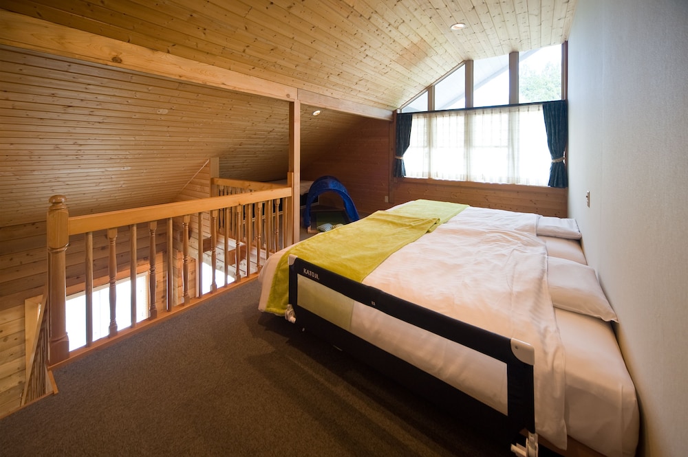 ヴィラ キッズ スイート 禁煙 客室2 | ホリデイハウス　グリーンガーデン