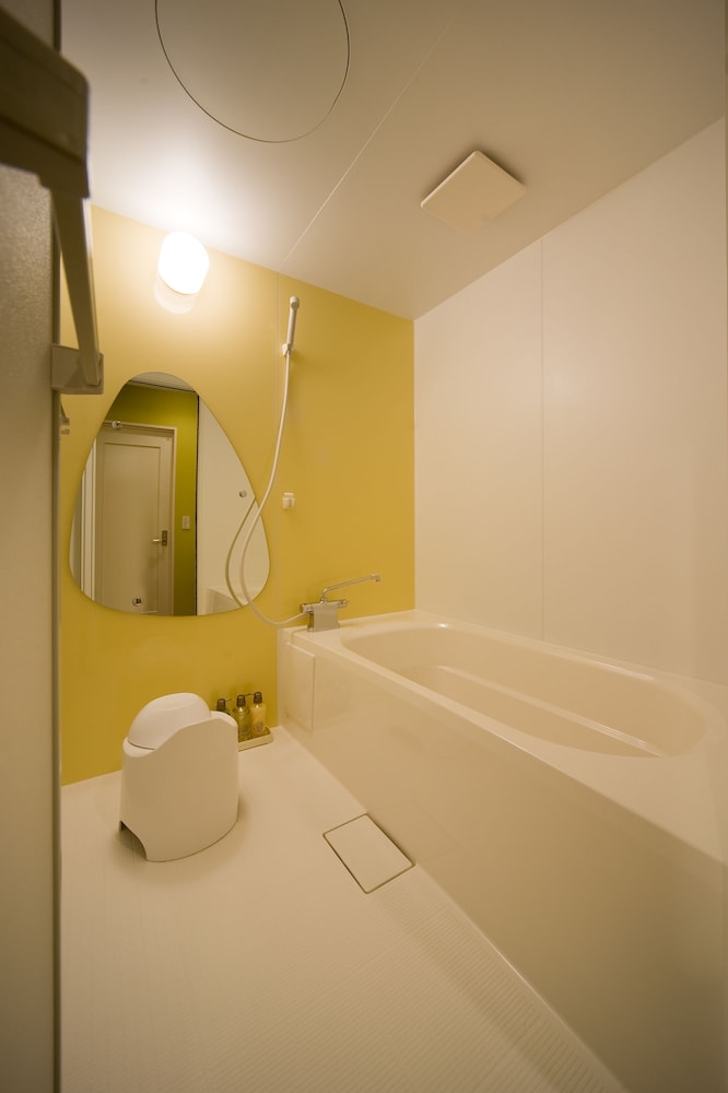 ファミリー ルーム バスルーム0 | ホリデイハウス　グリーンガーデン