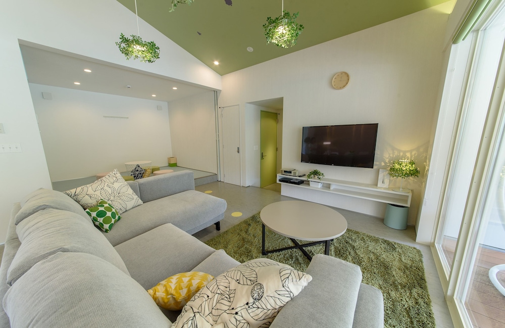 グランド ヴィラ 3 ベッドルーム 禁煙 客室1 | ホリデイハウス　グリーンガーデン