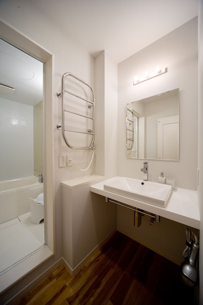 スーペリア トリプルルーム シングルベッド 3 台 客室の設備とサービス0 | ホリデイハウス　グリーンガーデン