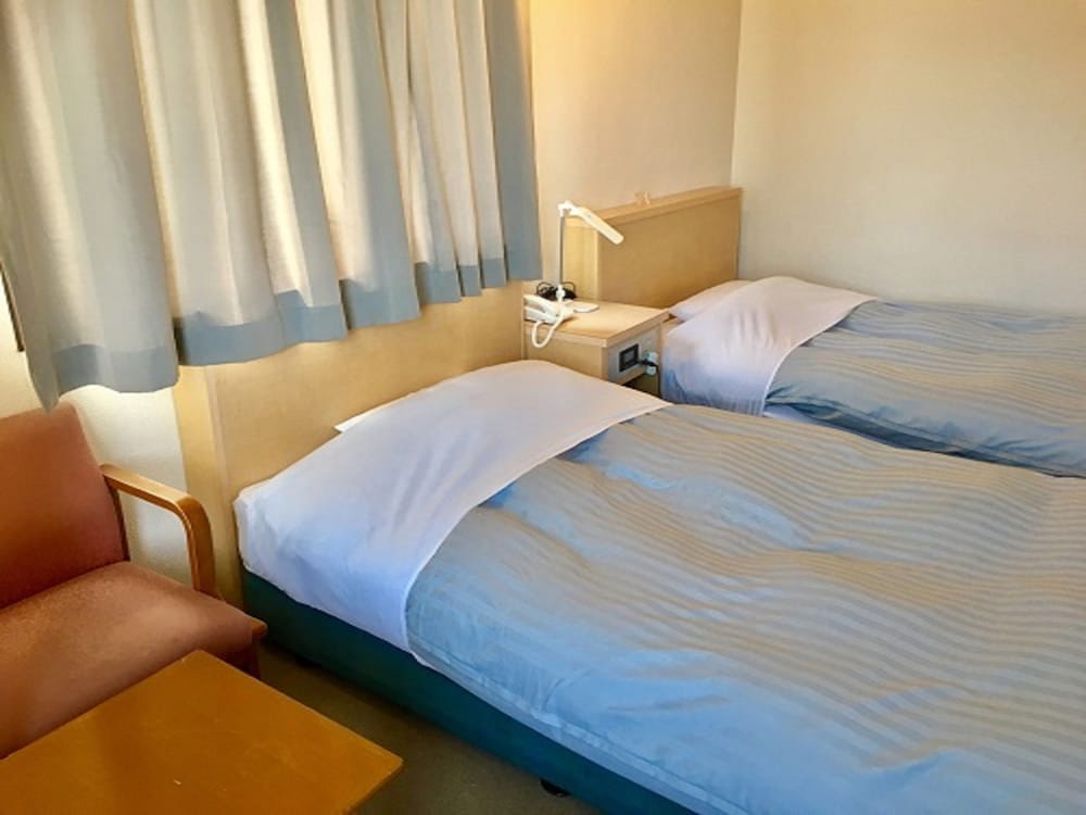 ツインルーム 喫煙可 | 奄美ポートタワーホテル