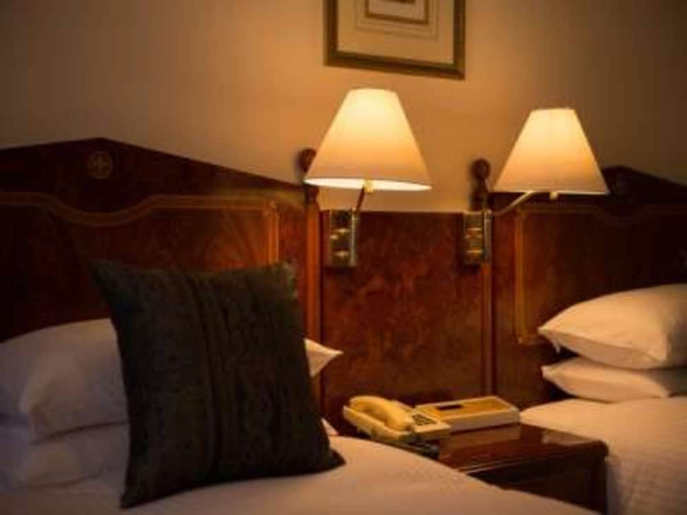 ツインルーム 禁煙 客室2 | デュークスホテル博多