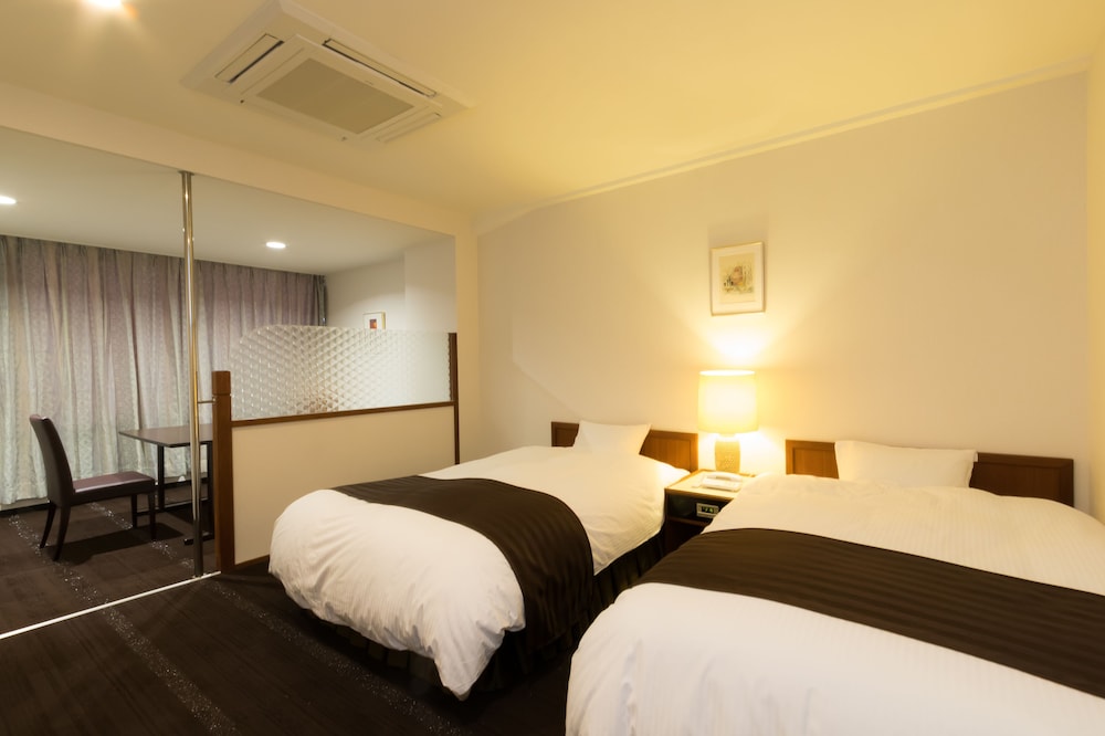 洋室 禁煙 客室3 | 美湯の宿 両築別邸