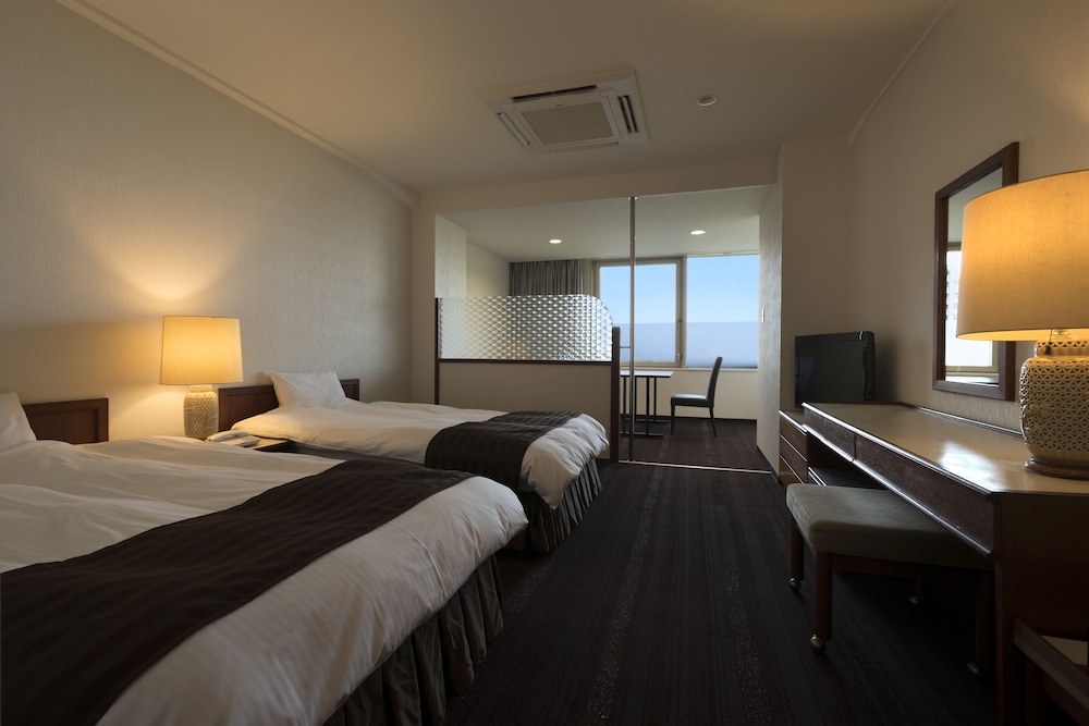 洋室 禁煙 客室1 | 美湯の宿 両築別邸