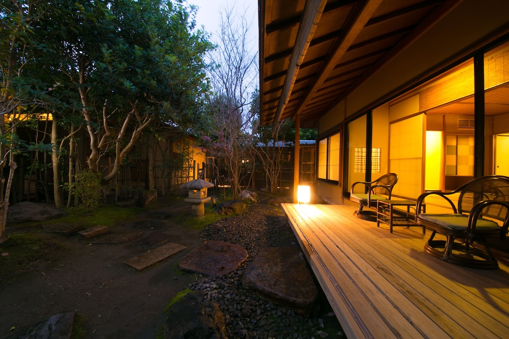 閑閑庵 部屋からの景観2 | 野鶴亭