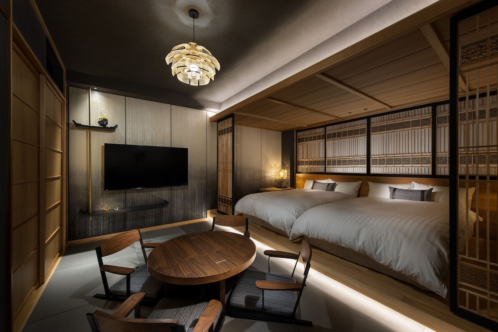 和室10畳 禁煙 | 野鶴亭