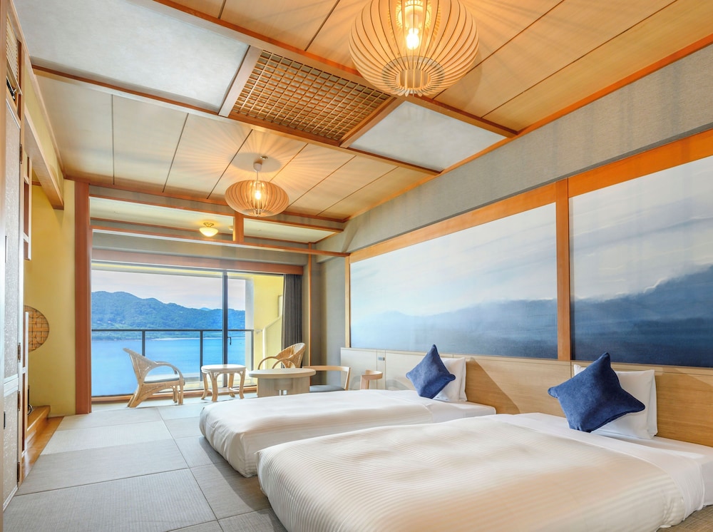 和室ベッド (オーシャンビュー) (禁煙) | 亀の井ホテル 那智勝浦