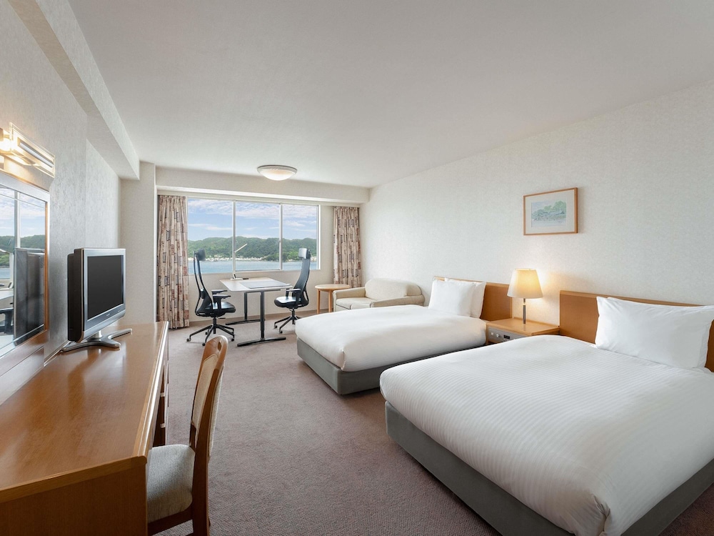 TWA：クラシックツインビジネスルーム　マウンテンビュー | メルキュール和歌山串本リゾート & スパ