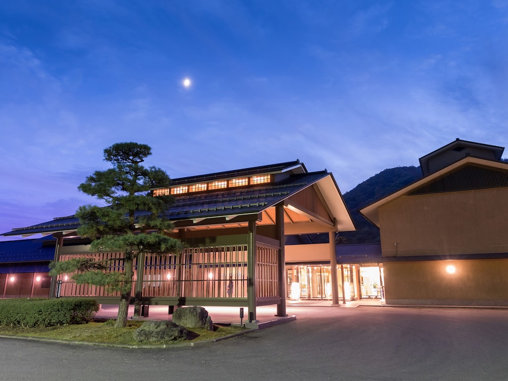 メインイメージ | 花巻温泉 佳松園