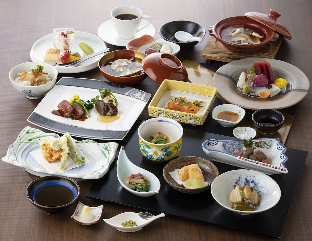 食事・飲み物1 | ホテル森の風立山 食事・飲み物1 | ホテル森の風立山