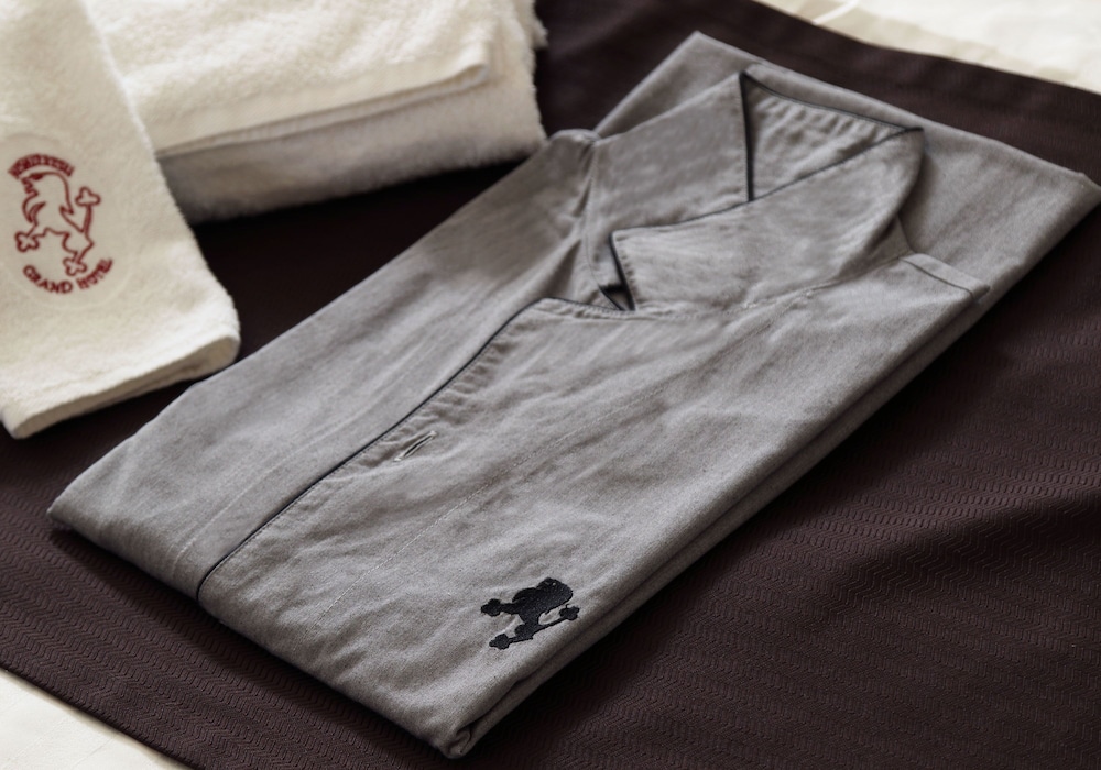 コーナーツインルーム 喫煙可 (20歳未満利用不可) 客室の設備とサービス1 | 西鉄グランドホテル