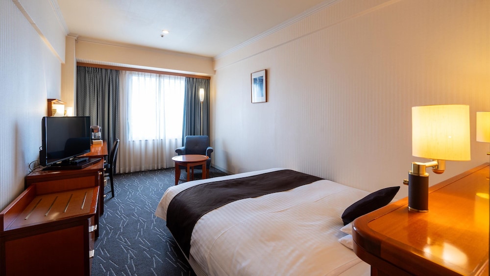 セミダブルルーム 禁煙 | 西鉄グランドホテル