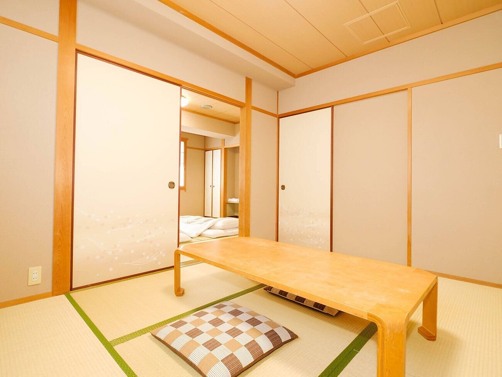 和室 客室3 | 天然温泉　松山ニューグランドホテル