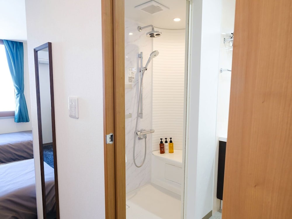 東館 ツインルーム　B-SB [シャワーブース付]　禁煙　 客室2 | 天然温泉　松山ニューグランドホテル