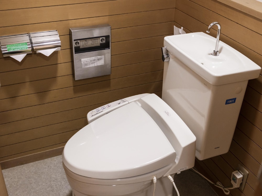 和室　喫煙 バスルームの設備1 | アリストンホテル神戸