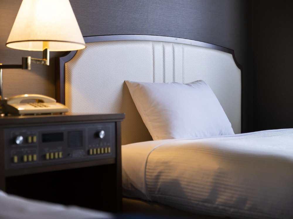 デラックス ツインルーム 禁煙 客室2 | アリストンホテル神戸