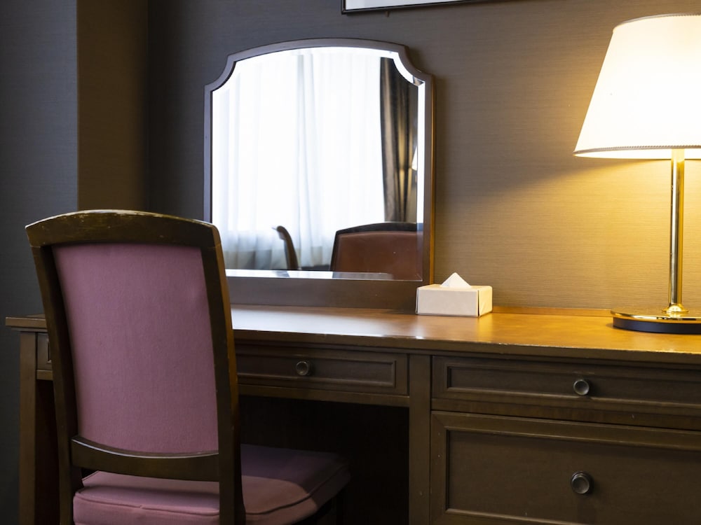 デラックス ツインルーム 禁煙 客室7 | アリストンホテル神戸