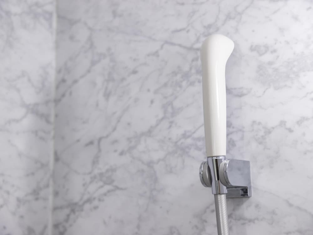 デラックス ダブルルーム 禁煙 バスルーム9 | アリストンホテル神戸