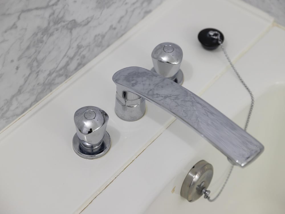 デラックス ダブルルーム 禁煙 バスルーム10 | アリストンホテル神戸