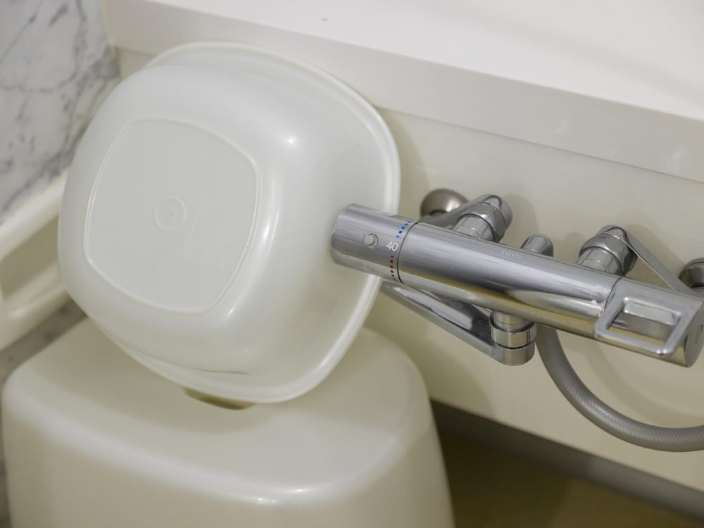 デラックス ダブルルーム 禁煙 バスルーム11 | アリストンホテル神戸