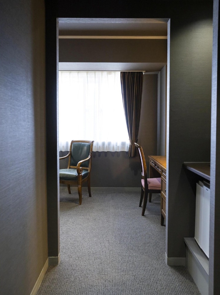 デラックス ツインルーム 禁煙 客室8 | アリストンホテル神戸