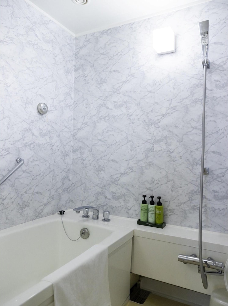 デラックス ダブルルーム 禁煙 バスルーム0 | アリストンホテル神戸