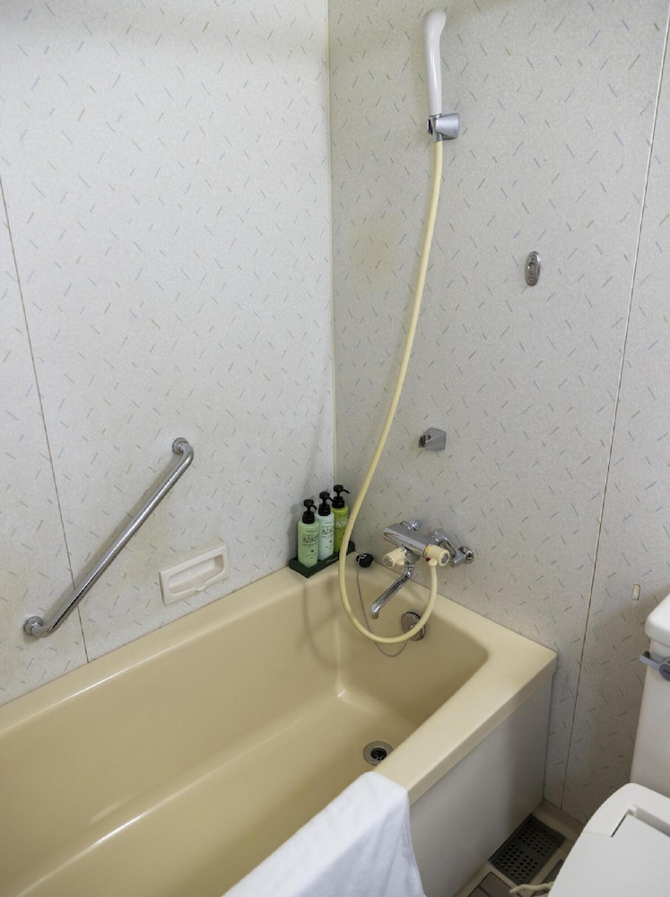 スタンダード ダブルルーム 禁煙 バスルーム0 | アリストンホテル神戸