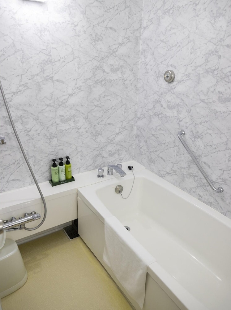 デラックス ダブルルーム 禁煙 バスルーム3 | アリストンホテル神戸