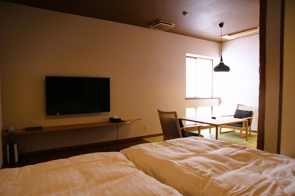 ツインルーム 客室9 | 城崎温泉 四季香る宿 いちだや