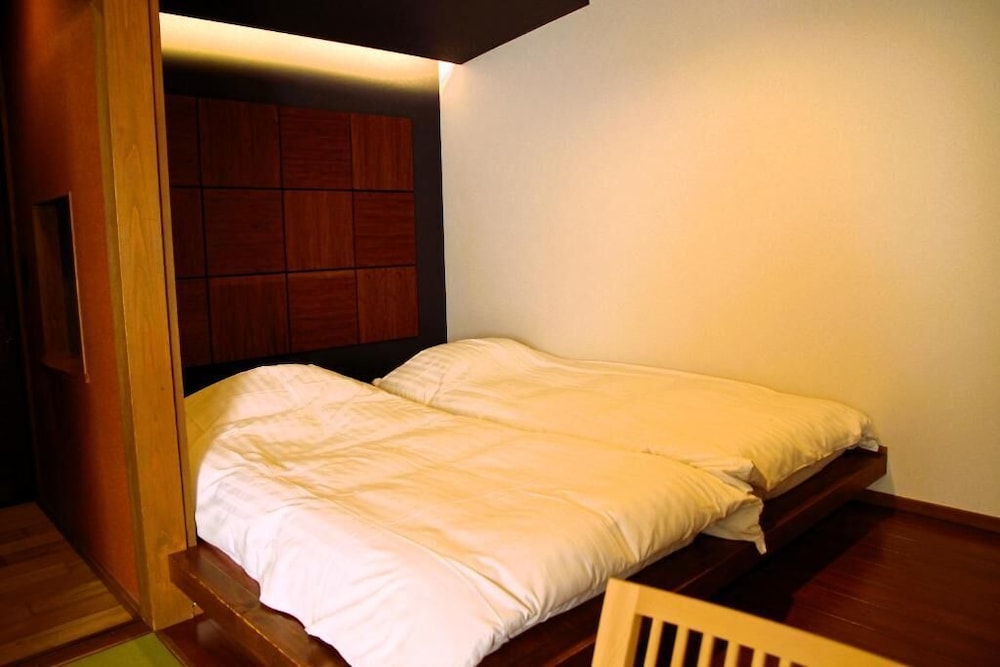 ツインルーム 客室5 | 城崎温泉 四季香る宿 いちだや