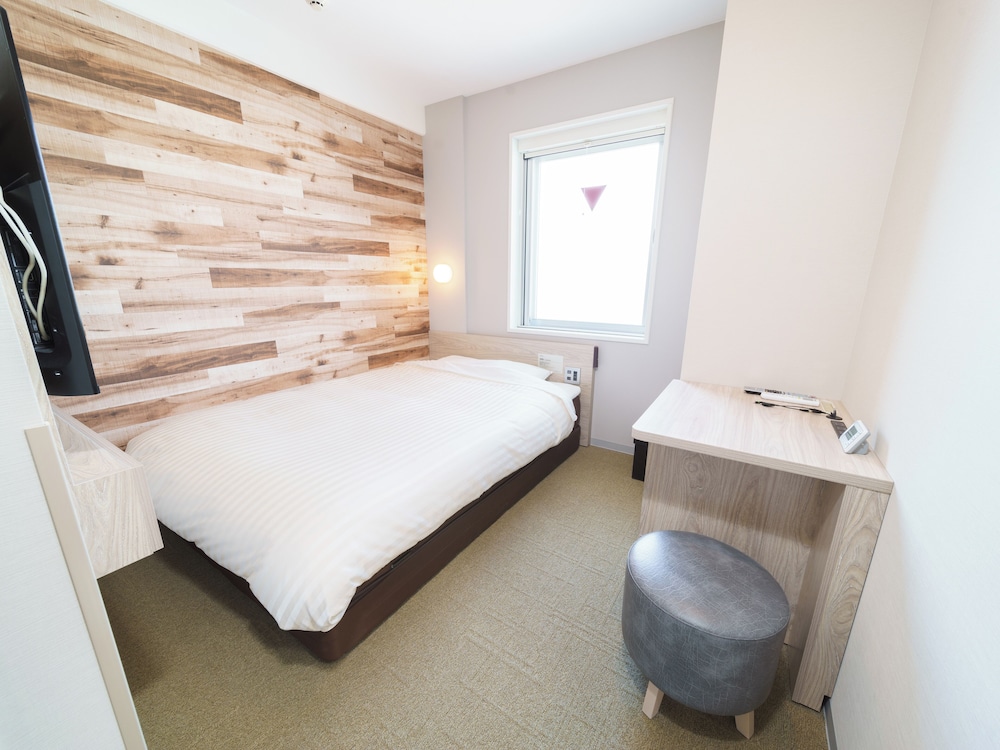 お部屋タイプお任せ 禁煙 (客室清掃なし) | スーパーホテル京都・四条河原町