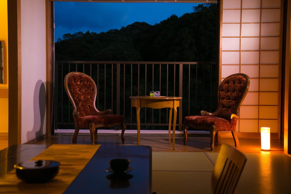 和室 客室1 | ホテル ステラコート太安閣