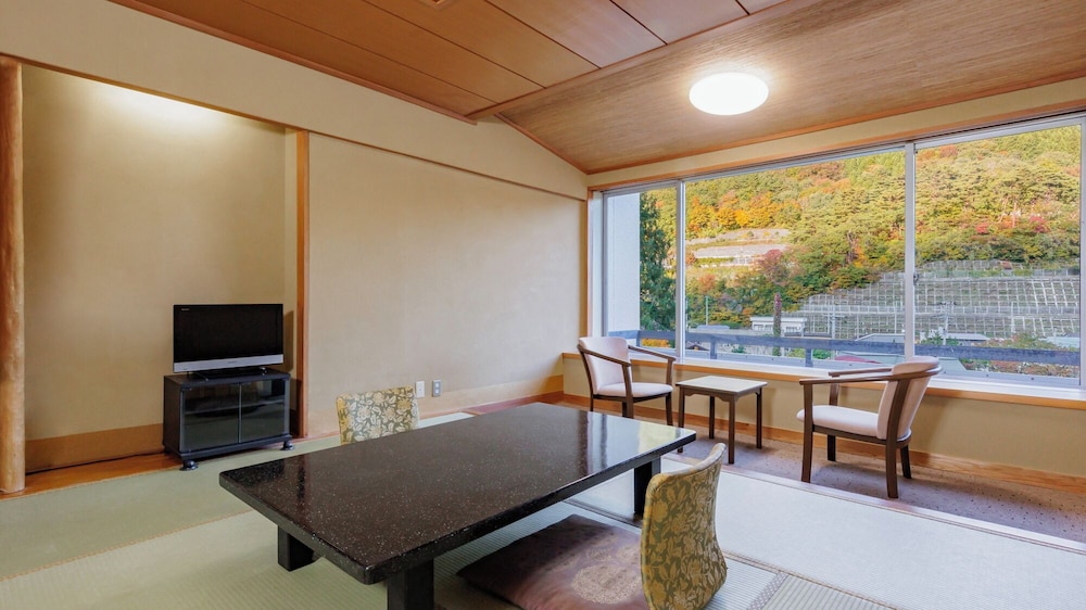 【禁煙】和室8畳 | 亀の井ホテル 秋田湯瀬