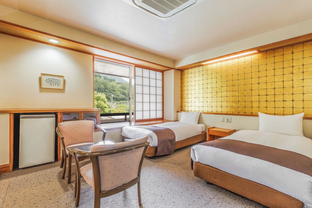 【禁煙】 和洋室8畳 | 亀の井ホテル 秋田湯瀬