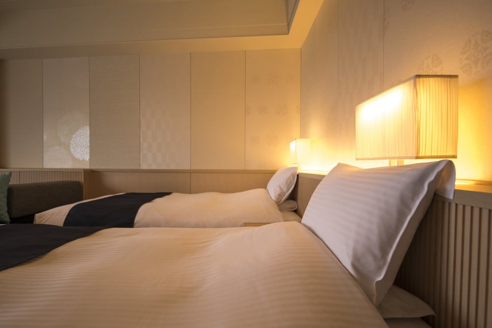 ルーム・水鏡~ジ・アッパー・ビュー~ (extra beds for person over age of 7) 客室3 | 浦安ブライトンホテル東京ベイ