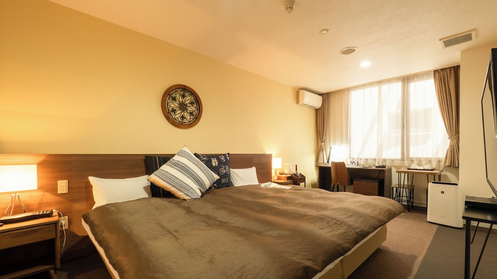 キングダブルルーム 2名利用 全館禁煙 客室3 | ホテル東海