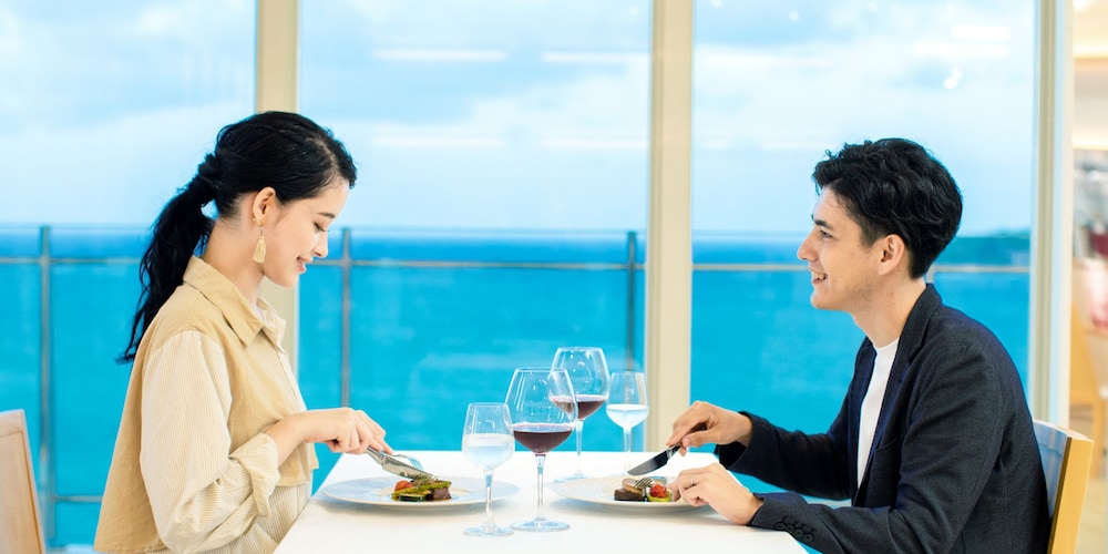 レストラン1 | KAYATSUMA OKINAWA HOTEL & RESORT レストラン1 | KAYATSUMA OKINAWA HOTEL & RESORT