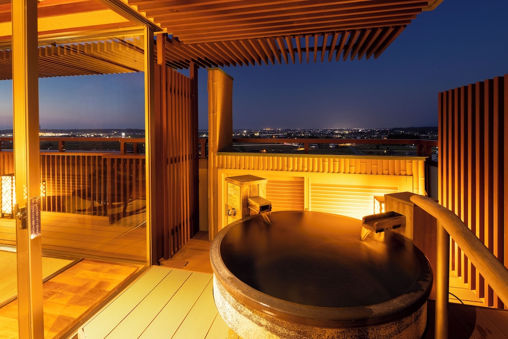 天祥の館 露天風呂付スイート(分煙) | ゆのくに天祥