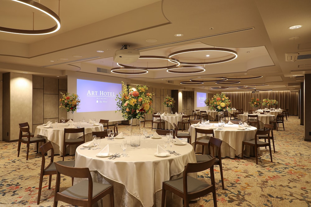 ボールルーム1 | アートホテル宮崎スカイタワー