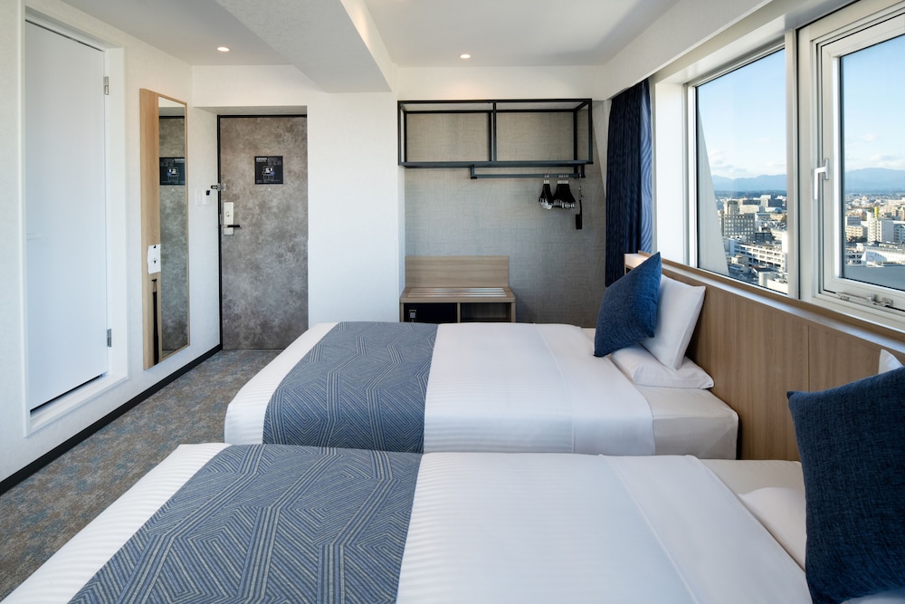 スカイタワートリプル 禁煙 客室4 | アートホテル宮崎スカイタワー